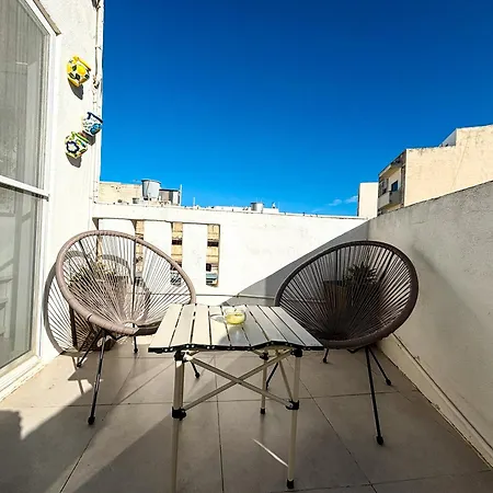 Traditional Maltese Townhouse Sliema Exterior photo